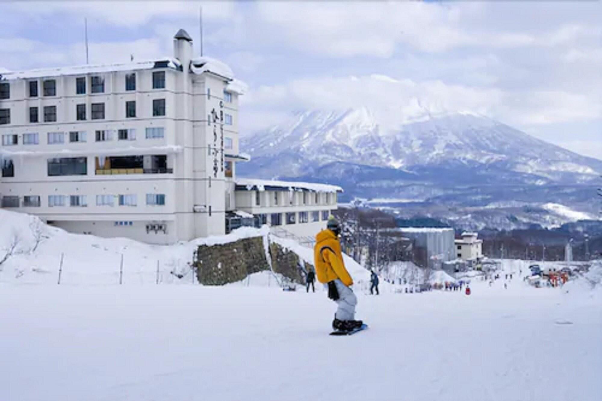 Niseko Prince Hotel Hirafutei Экстерьер фото