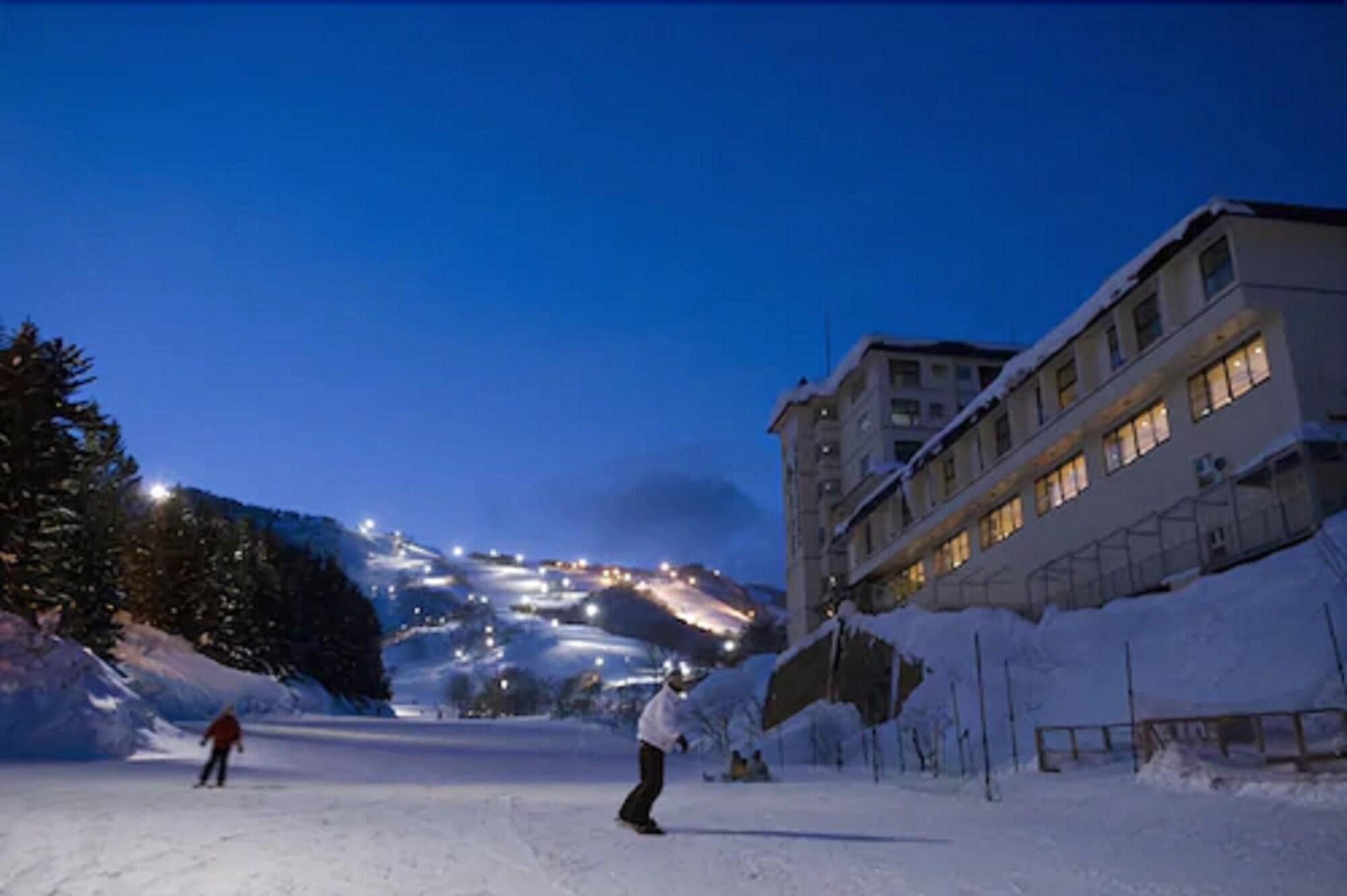 Niseko Prince Hotel Hirafutei Экстерьер фото